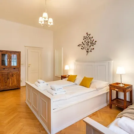 Templová - Old Town 4*