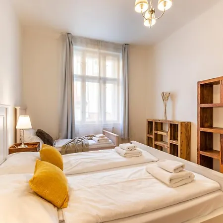 Aparthotel Templová - Old Town 4*