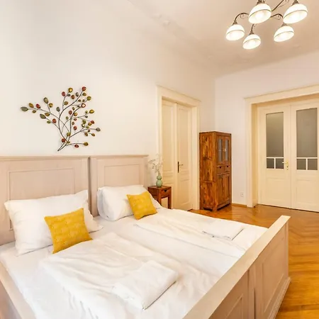 Lejlighedshotel Templova - Old Town