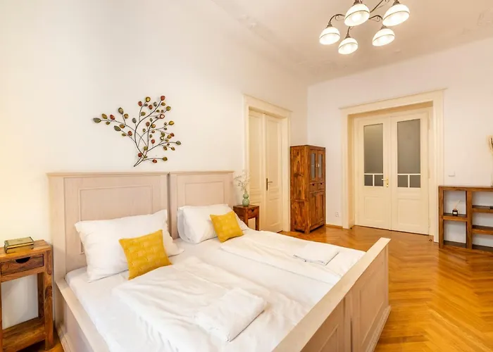 Apartmanhotel Templova - Old Town
